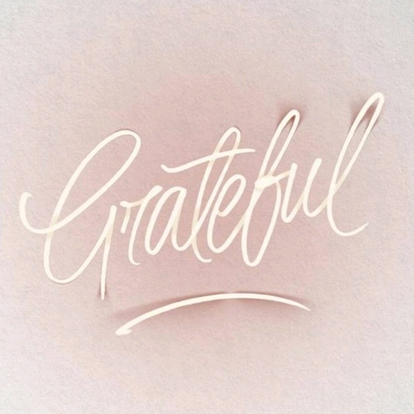 Meet your Posher, Vickie - Picture 1 of 1